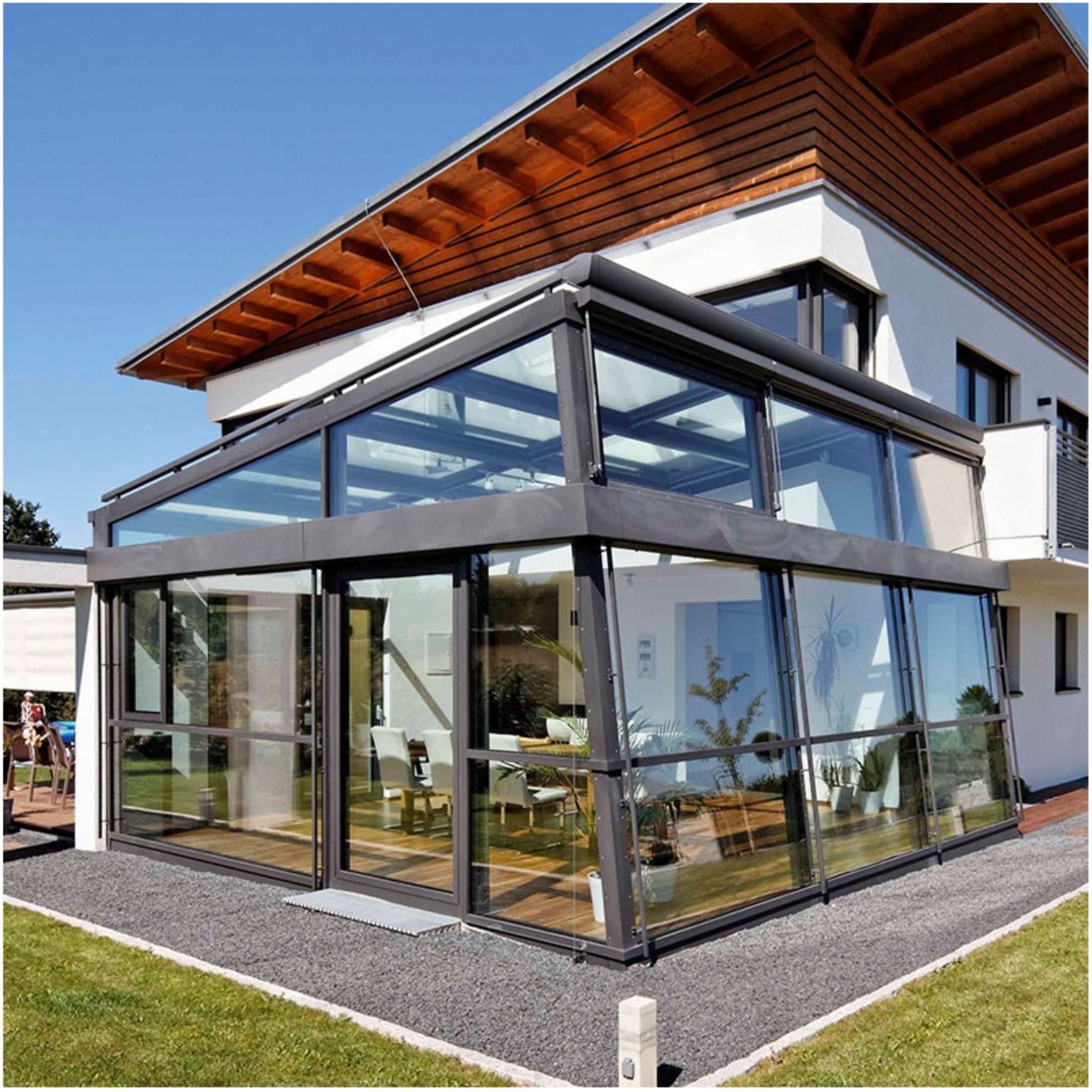 Light-filled glazed home extension